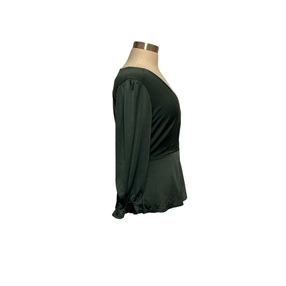 AUW silky wrap top - Picture 5 of 9